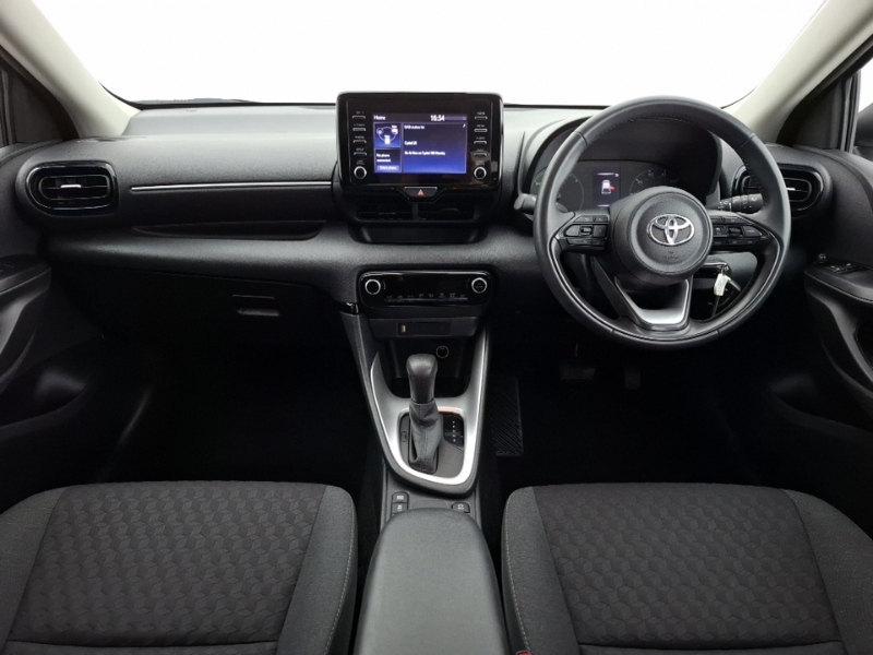 Toyota Yaris 1.5 Hybrid Icon Cvt DA23KYZ White #3