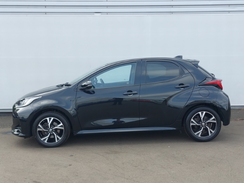 Toyota Yaris 1.5 Hybrid Design Cvt SC24NRN Black #4