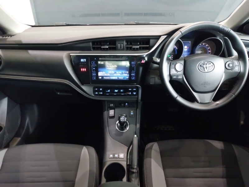 Toyota Auris 1.8 Hybrid Icon Cvt BK66YMW Grey #3