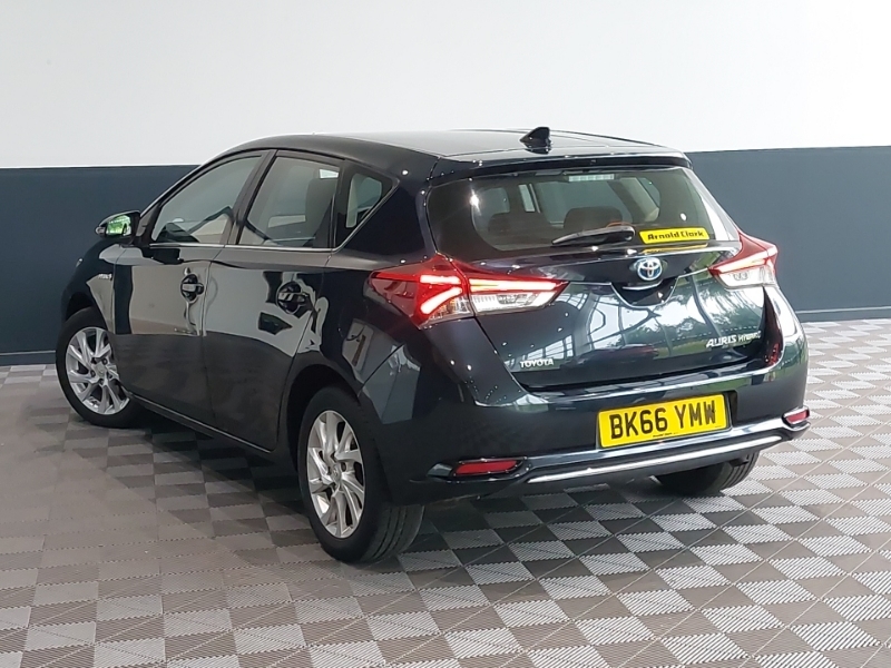 Toyota Auris 1.8 Hybrid Icon Cvt BK66YMW Grey #2