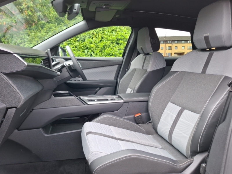 Vauxhall Grandland 157Kw Ultimate 73Kwh Panoramic Roof SA25HZD Black #5