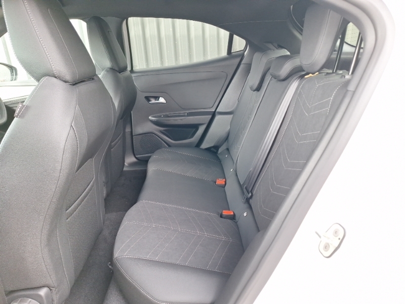 Vauxhall Mokka-e 115Kw Ultimate 54Kwh White #6