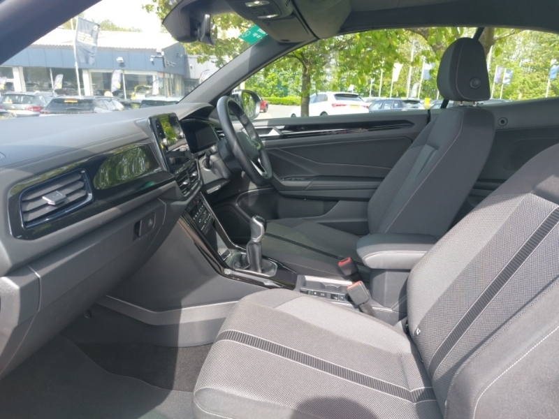 Volkswagen T-Roc 1.0 Tsi Style SK23JWJ White #5