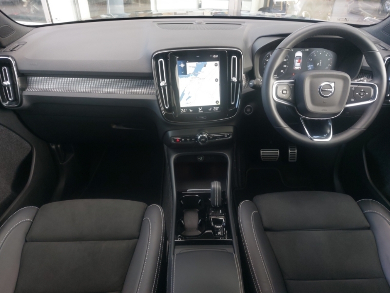 Volvo XC40 1.5 T3 163 R Design Pro Geartronic YY22KRZ Blue #3
