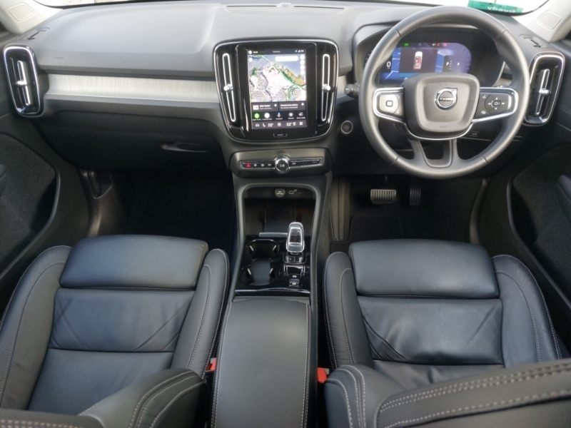 Volvo XC40 2.0 B3p Plus Dark CK23HDV Silver #3