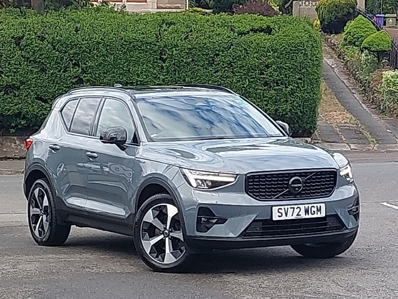 Volvo XC40 2.0 B4p Ultimate Dark Grey