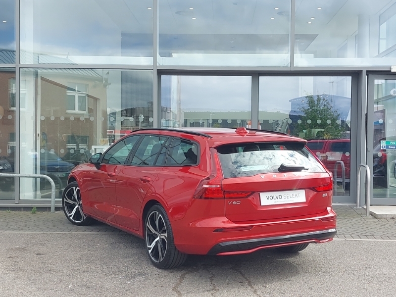 Volvo V60 2.0 B3p Plus Dark 7 Speed CK23GZU Red #2