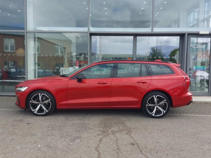 Volvo V60 2.0 B3p Plus Dark 7 Speed CK23GZU Red #4