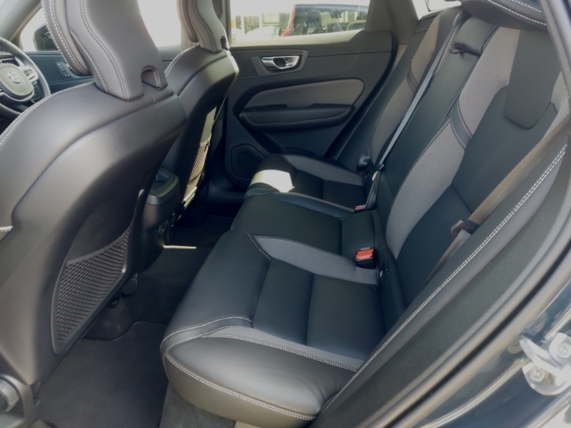 Volvo XC60 2.0 B4d R Design Awd Geartronic Blue #6