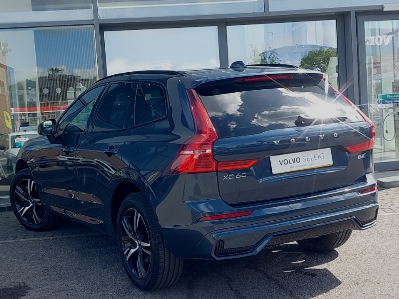 Volvo XC60 2.0 B4d R Design Awd Geartronic Blue #2