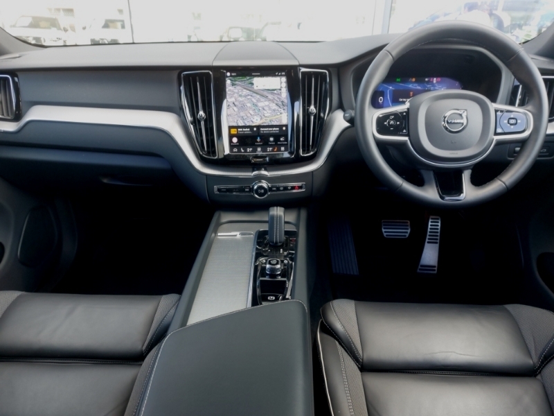 Volvo XC60 2.0 B4d R Design Awd Geartronic Blue #3