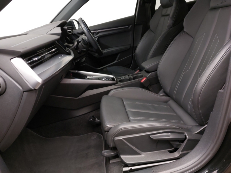 Audi A3 35 Tfsi S Line S Tronic KP23FXG Black #5
