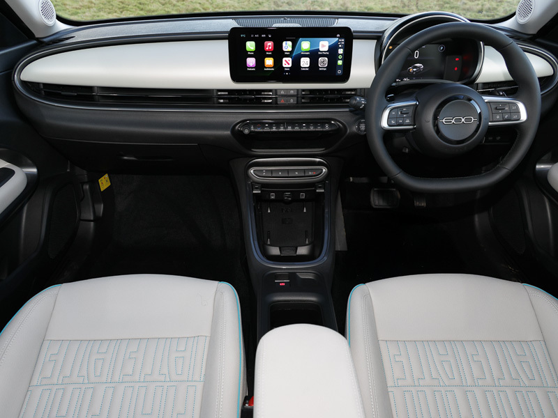 Fiat 600 1.2 Hybrid 48V La Prima Edct-6 Beige #3
