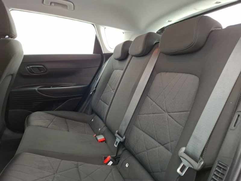 Hyundai Bayon 1.0 Tgdi 48V Mhev Se Connect Dct OV73LOD Black #6