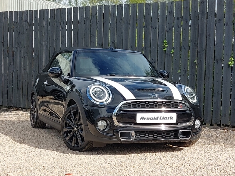 Mini Hatch 2.0 Cooper S Exclusive II Black