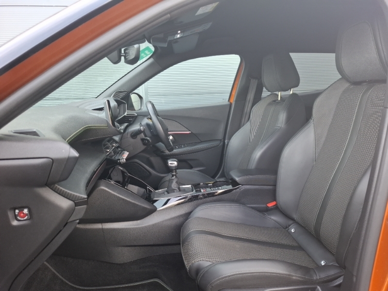 Peugeot 2008 1.2 Puretech 130 Gt CK23KWS Orange #5