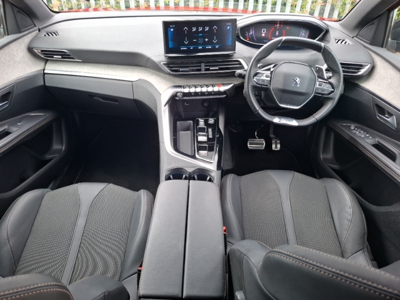Peugeot 3008 1.5 Bluehdi Gt Eat8 DA23UDN Red #3