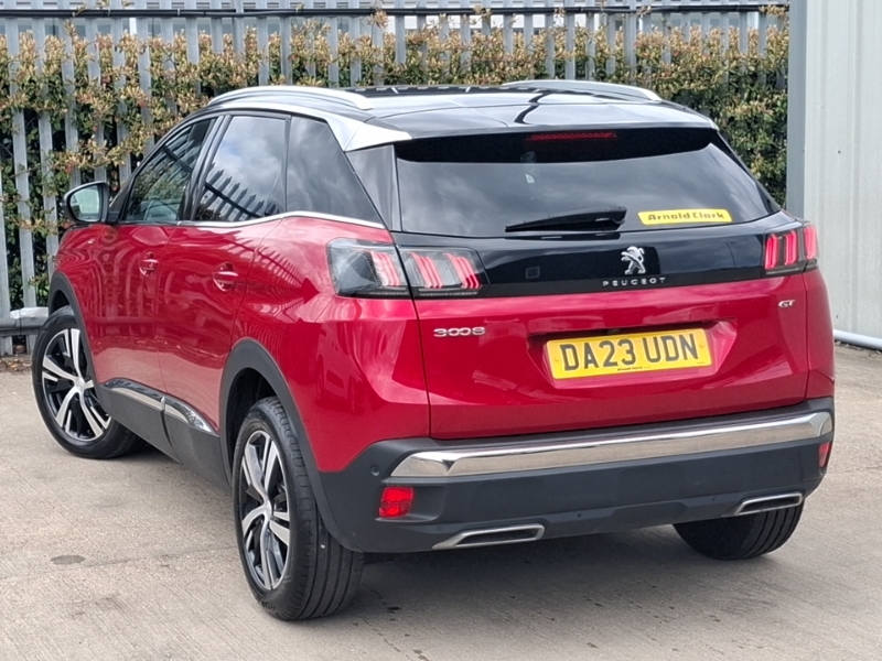 Peugeot 3008 1.5 Bluehdi Gt Eat8 DA23UDN Red #2