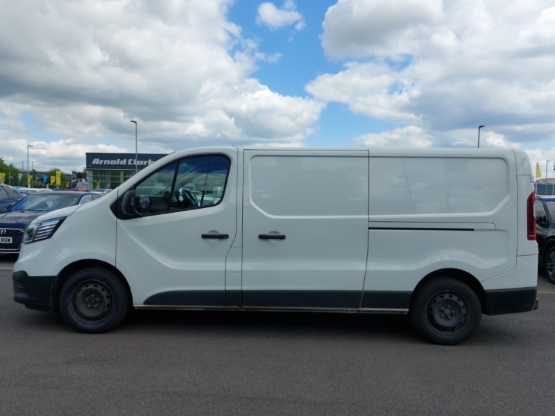 Renault Trafic Ll30 Blue Dci 130 Business Van HK23WDD White #3