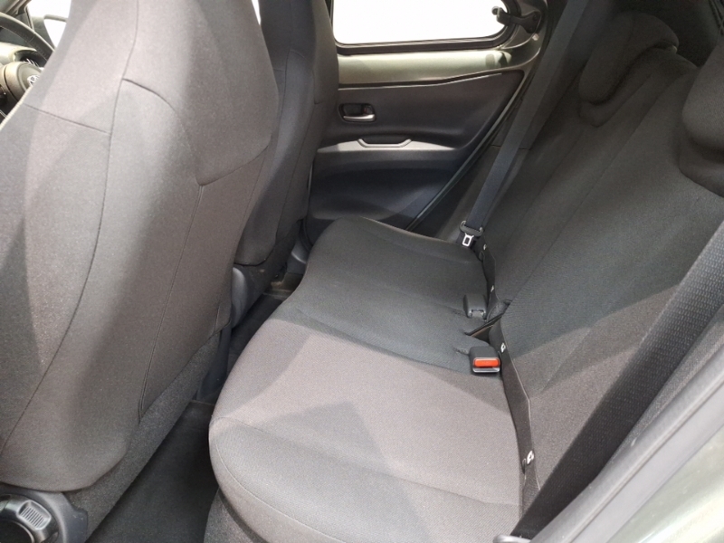 Toyota Aygo X 1.0 Vvt-i Edge NG23GJE Green #6