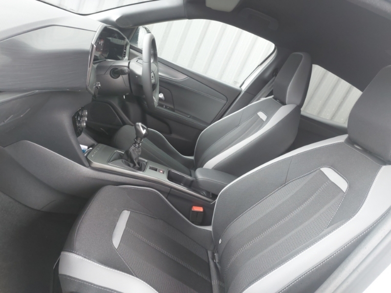 Vauxhall Mokka 1.2 Turbo 136 Gs White #5