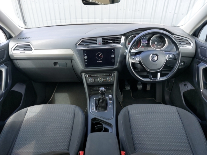 Volkswagen Tiguan Allspace 2.0 Tdi Match Grey #3
