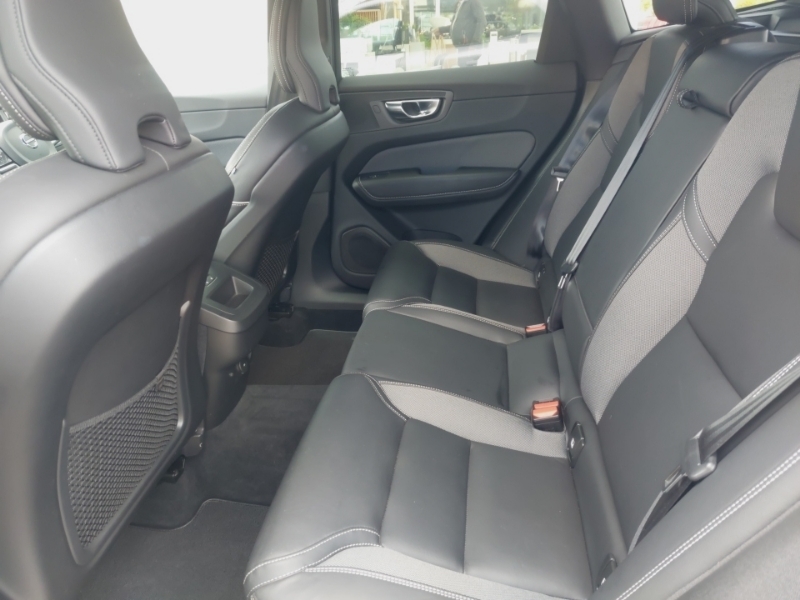 Volvo XC60 2.0 B4d R Design Awd Geartronic SK22VUC Silver #6
