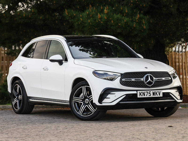 Mercedes-Benz GLC Class Glc 300D 4Matic Amg Line Premium 9G-tronic White