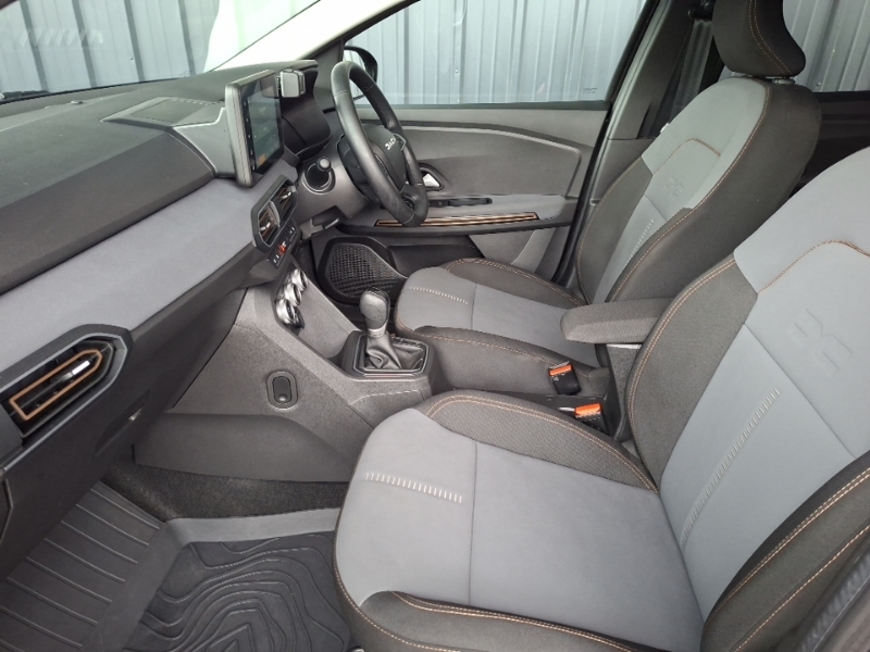 Dacia Jogger 1.6 Hev Extreme RF73GUW Black #5