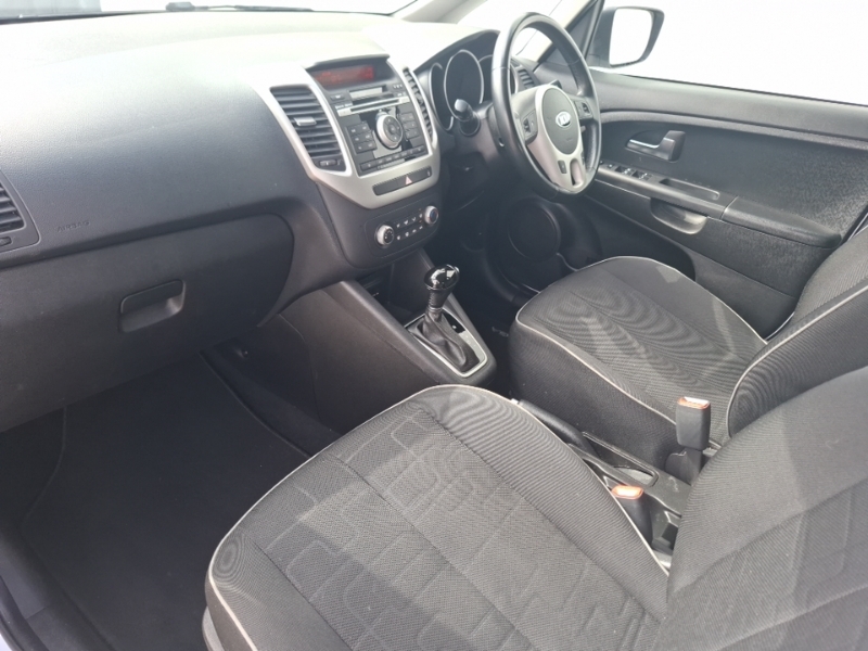 Kia Venga 1.6 2 6 GL19BNA White #5