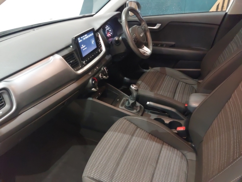 Kia Stonic 1.0T Gdi 99 2 ST23UJM White #5