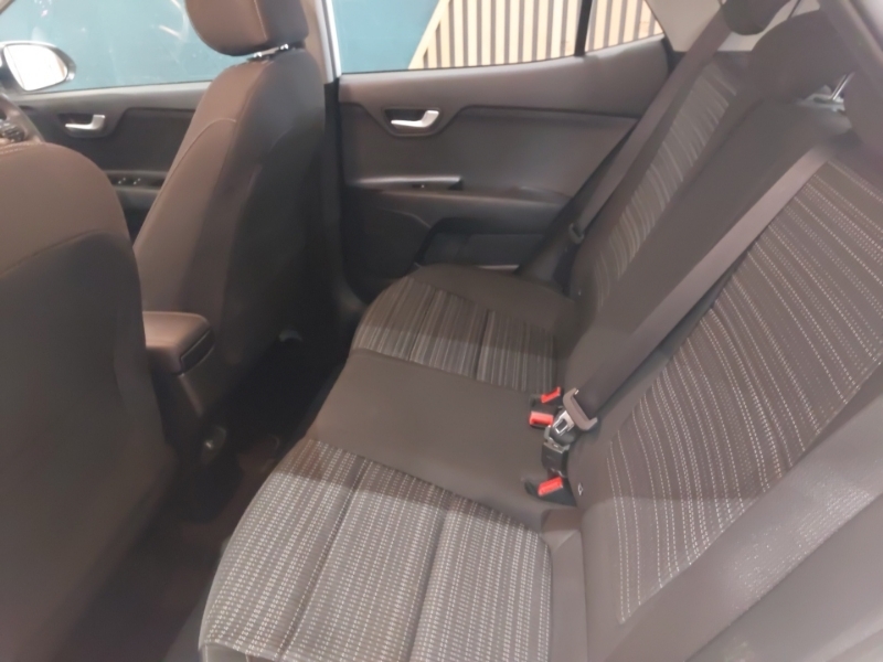 Kia Stonic 1.0T Gdi 99 2 ST23UJM White #6