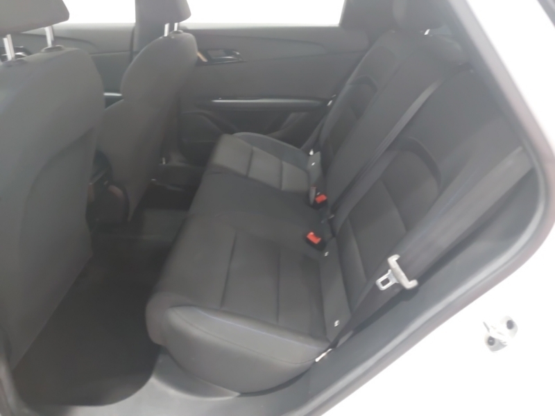 MG MG4 125Kw Se Ev 51Kwh FL23HGN White #6