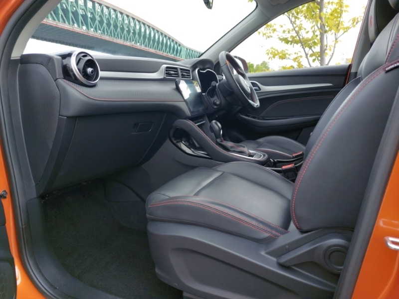 MG ZS 1.0T Gdi Exclusive Dct LE24KJJ Orange #5