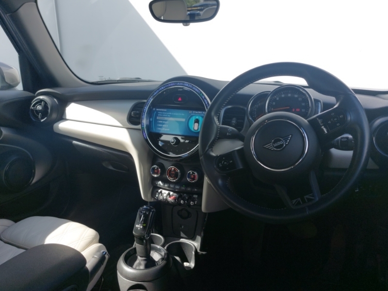 Mini Hatch 1.5 Cooper Exclusive SD71MHO Black #4