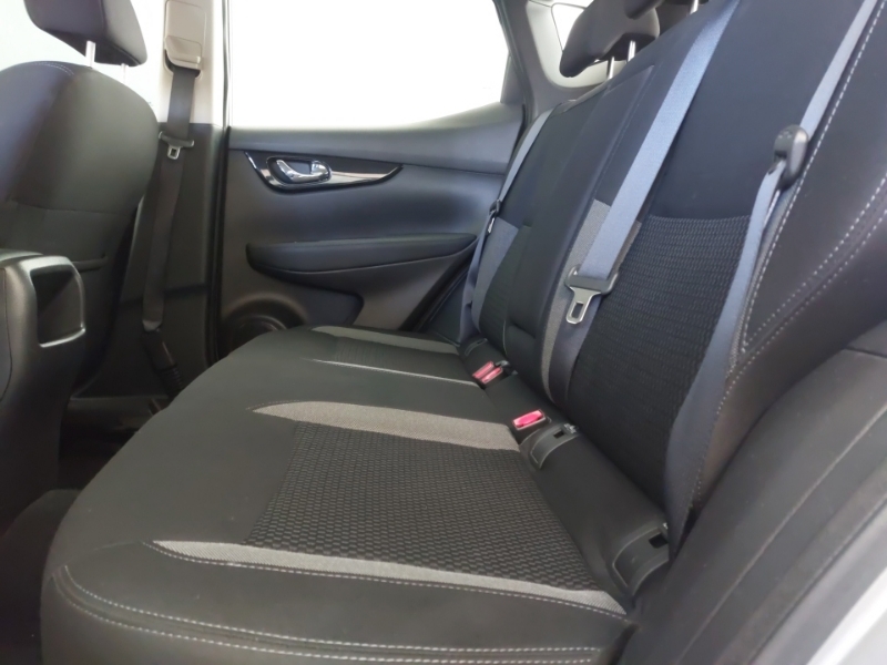 Nissan Qashqai 1.3 Dig-t Acenta Premium VL19GVN Silver #6