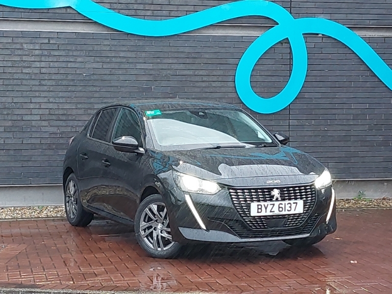 Peugeot 208 1.2 Puretech Active Premium Black