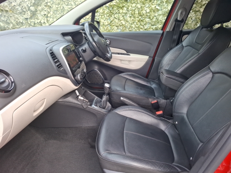 Renault Captur 0.9 Tce 90 Gt Line HN69CGU Red #5