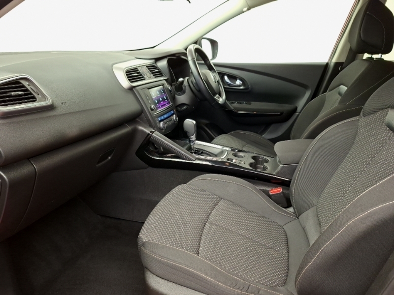 Renault Kadjar 1.5 Dci Dynamique Nav Edc YF18XXH Red #5