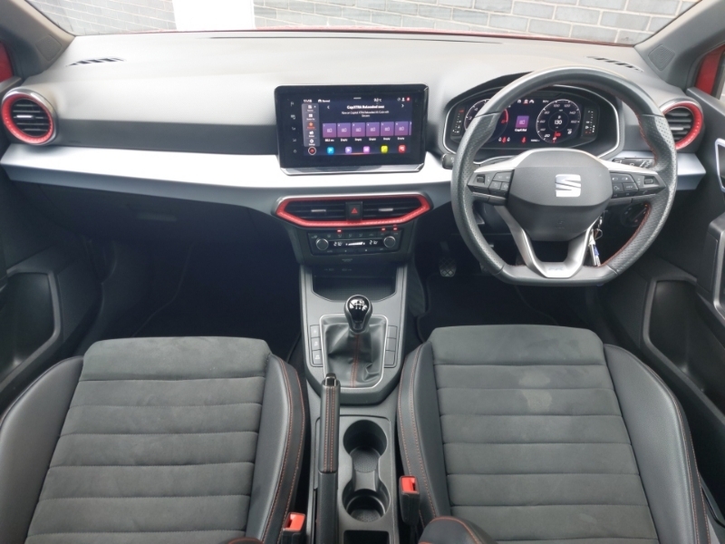 Seat Ibiza 1.0 Tsi 110 Fr Sport BA73ZFE Red #3
