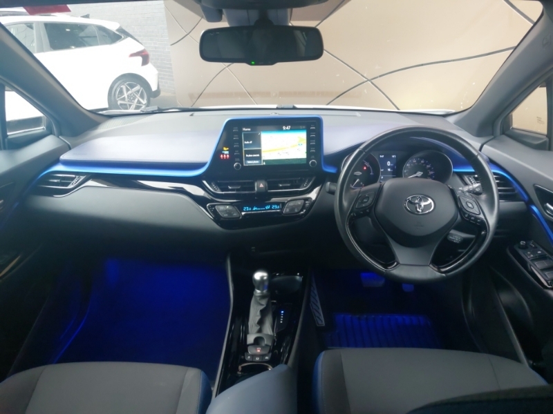 Toyota C-Hr 1.8 Hybrid Dynamic Cvt SG70RDZ White #3