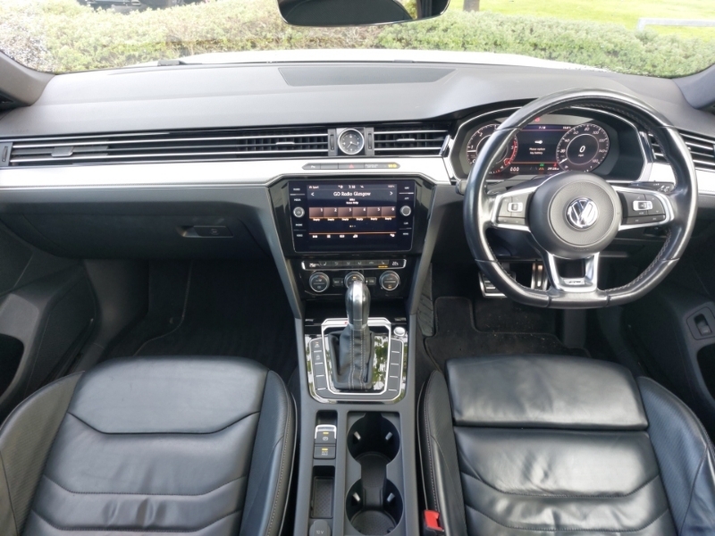 Volkswagen Arteon 2.0 Tdi Scr 190 R-line 4Motion Dsg White #3