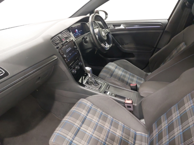 Volkswagen Golf 1.4 Tsi Gte Advance Dsg Black #5