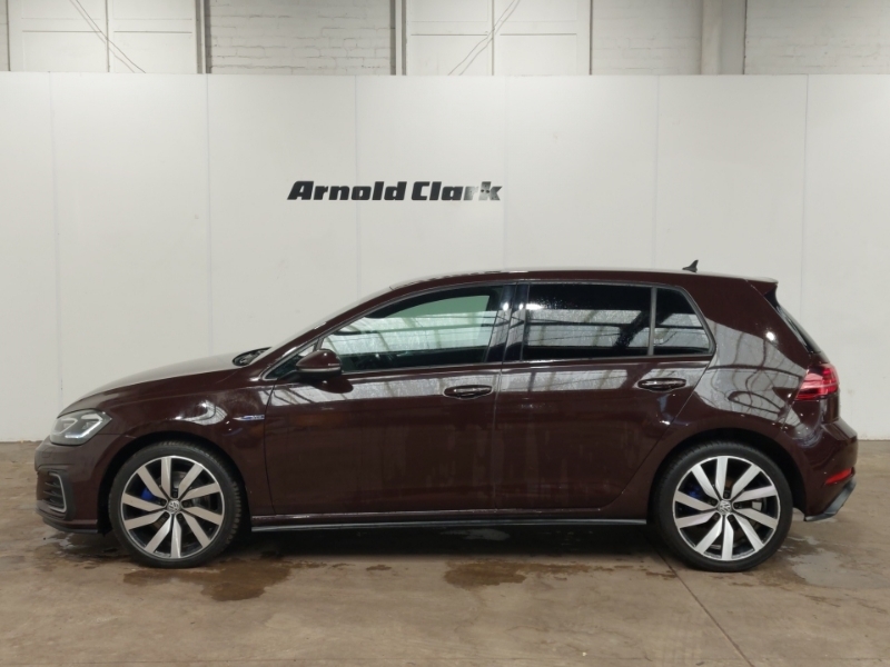 Volkswagen Golf 1.4 Tsi Gte Advance Dsg Black #4