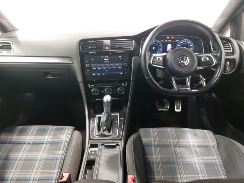 Volkswagen Golf 1.4 Tsi Gte Advance Dsg Black #3