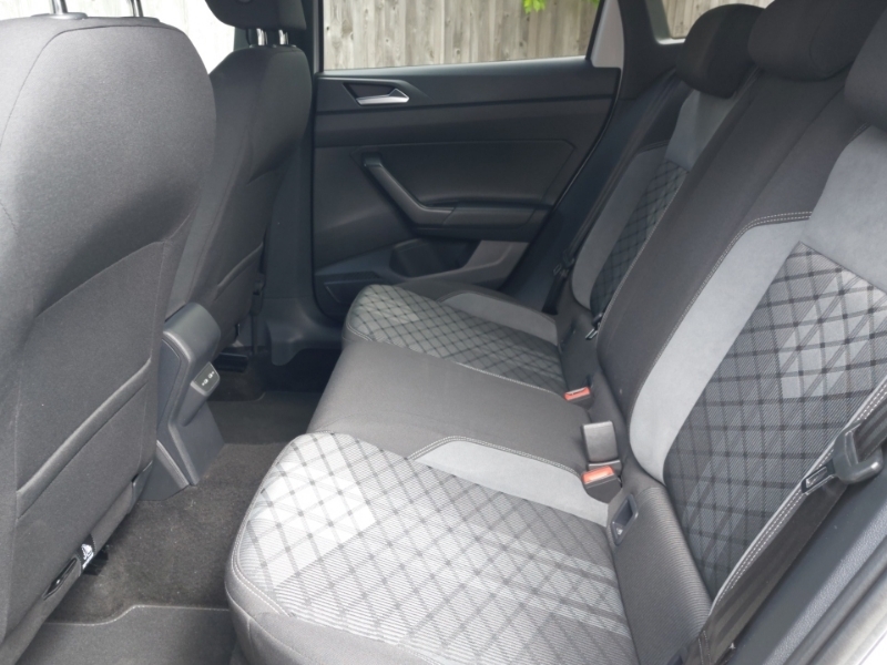 Volkswagen Taigo 1.0 Tsi 110 R-line PK72HMF White #6