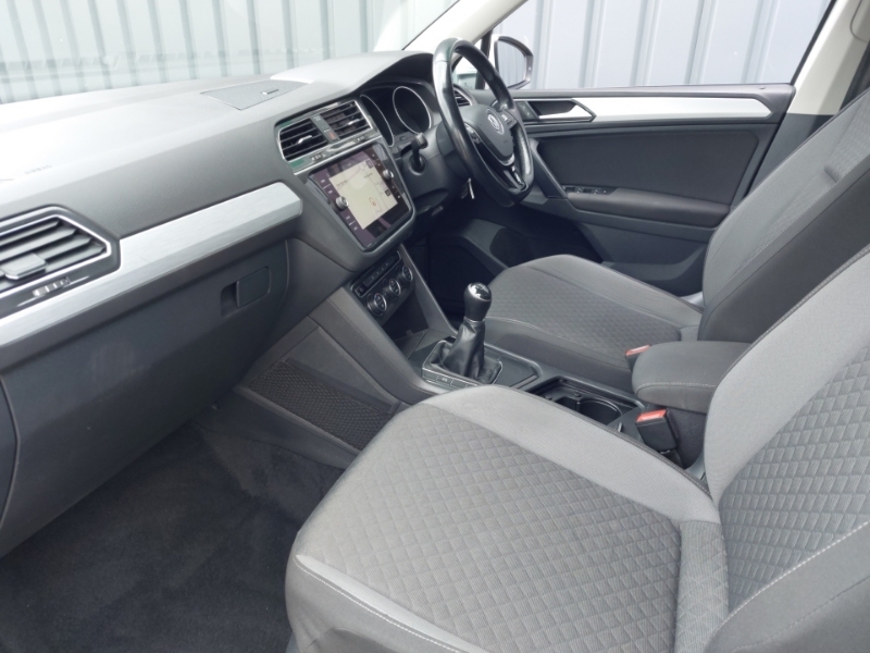 Volkswagen Tiguan 2.0 Tdi 150 Se Nav EO67EPJ White #5
