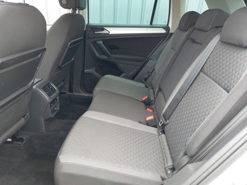 Volkswagen Tiguan 2.0 Tdi 150 Se Nav EO67EPJ White #6