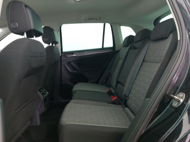 Volkswagen Tiguan 2.0 Tdi Life Dsg YE22VZZ Black #6