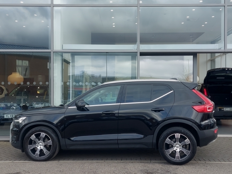 Volvo XC40 2.0 B4p Inscription NK21MWM Black #4